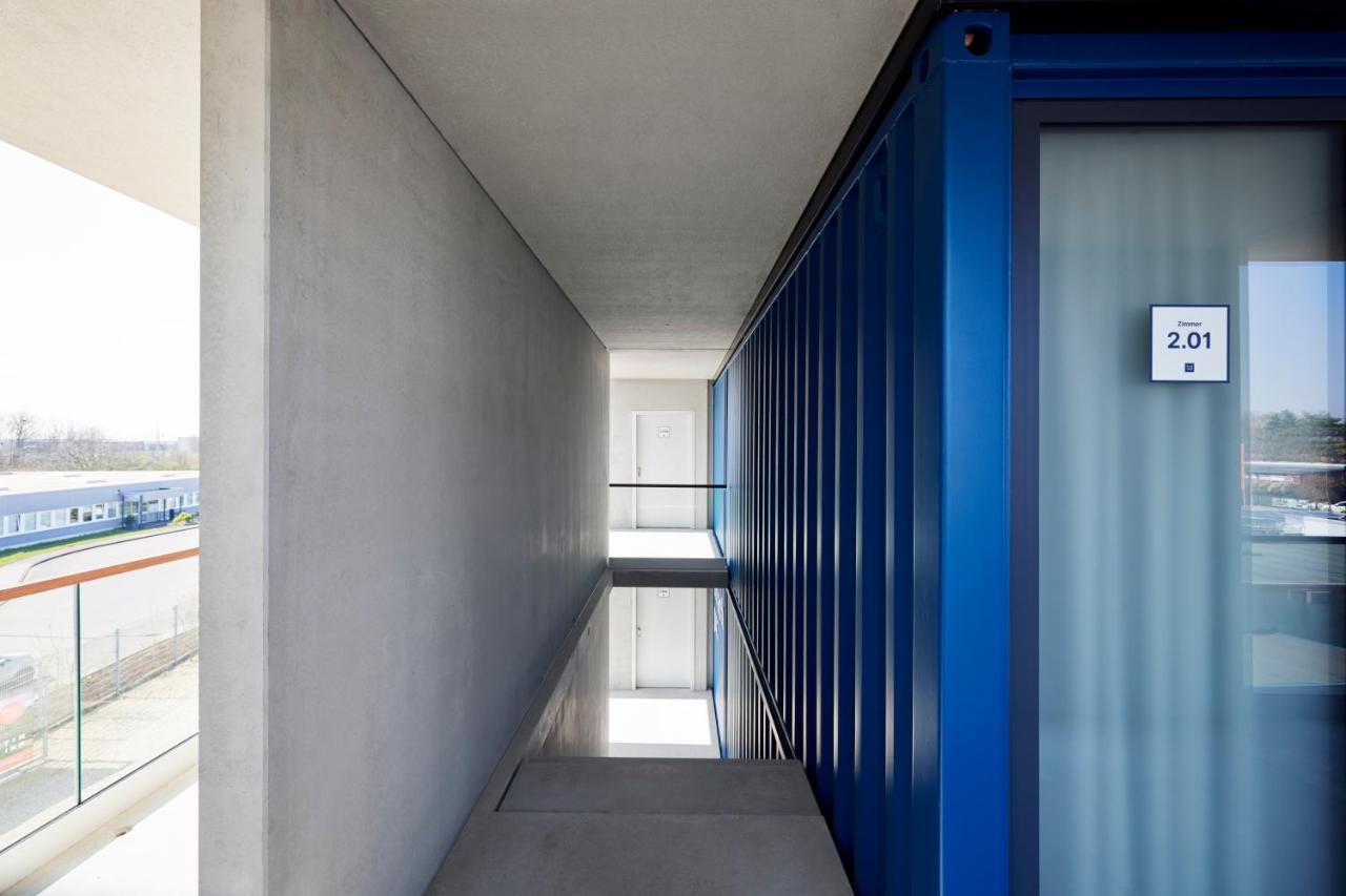 Tin Inn - Erkelenz - Das Hotel Aus Hochwertig Ausgebauten Ueberseecontainern Buitenkant foto