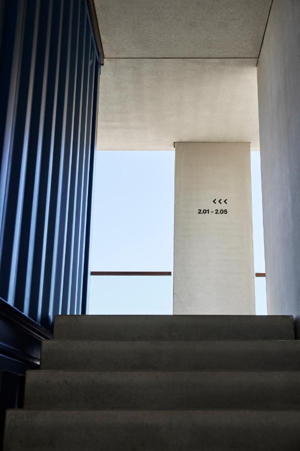 Tin Inn - Erkelenz - Das Hotel Aus Hochwertig Ausgebauten Ueberseecontainern Buitenkant foto