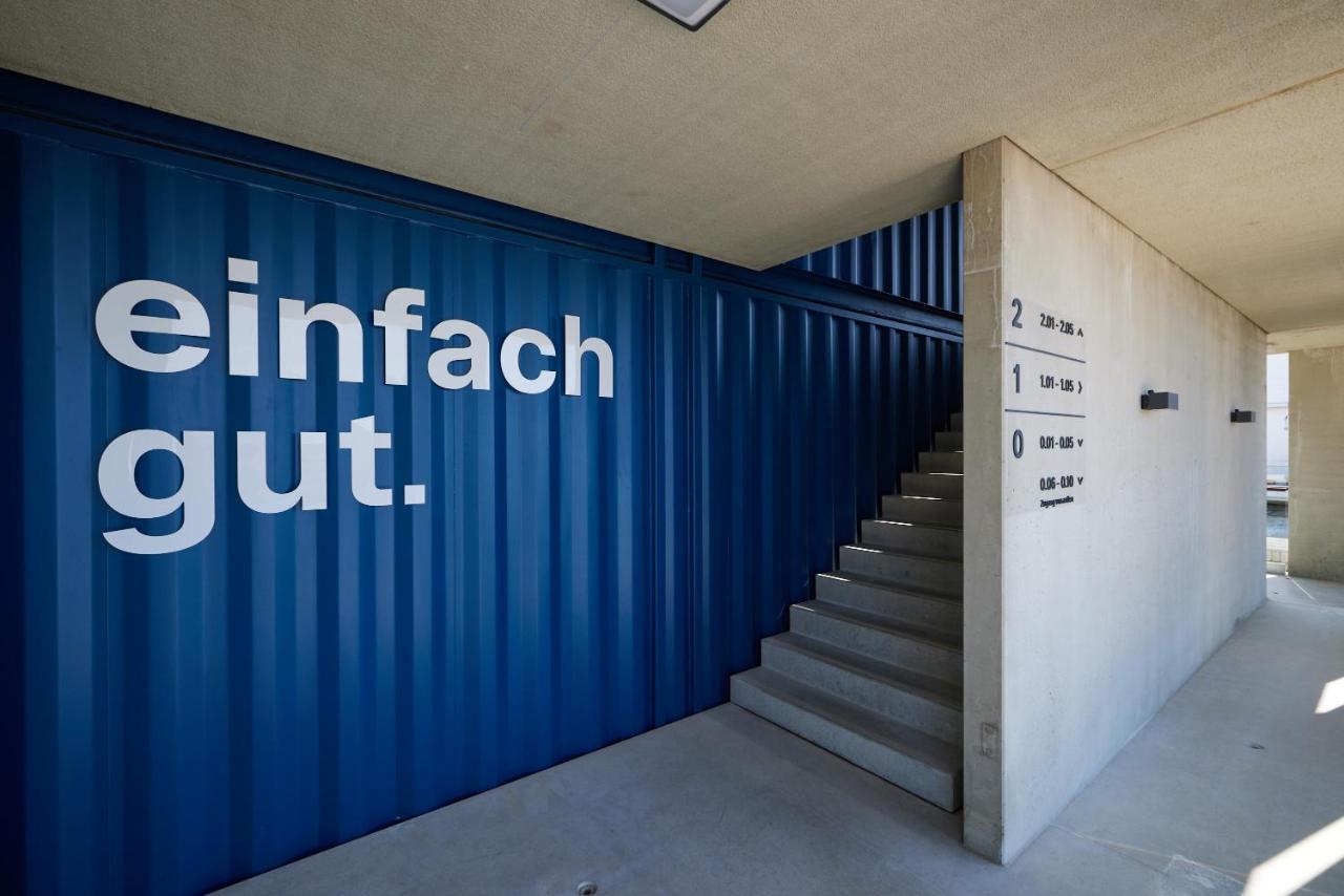 Tin Inn - Erkelenz - Das Hotel Aus Hochwertig Ausgebauten Ueberseecontainern Buitenkant foto